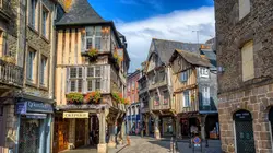 M comme Maison S01E05 Dinan et Rennes