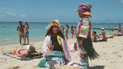 Ma famille d'abord S03E03 Tous à Hawaii
