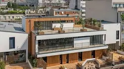 Visuel de Ma maison en bois sur les toits