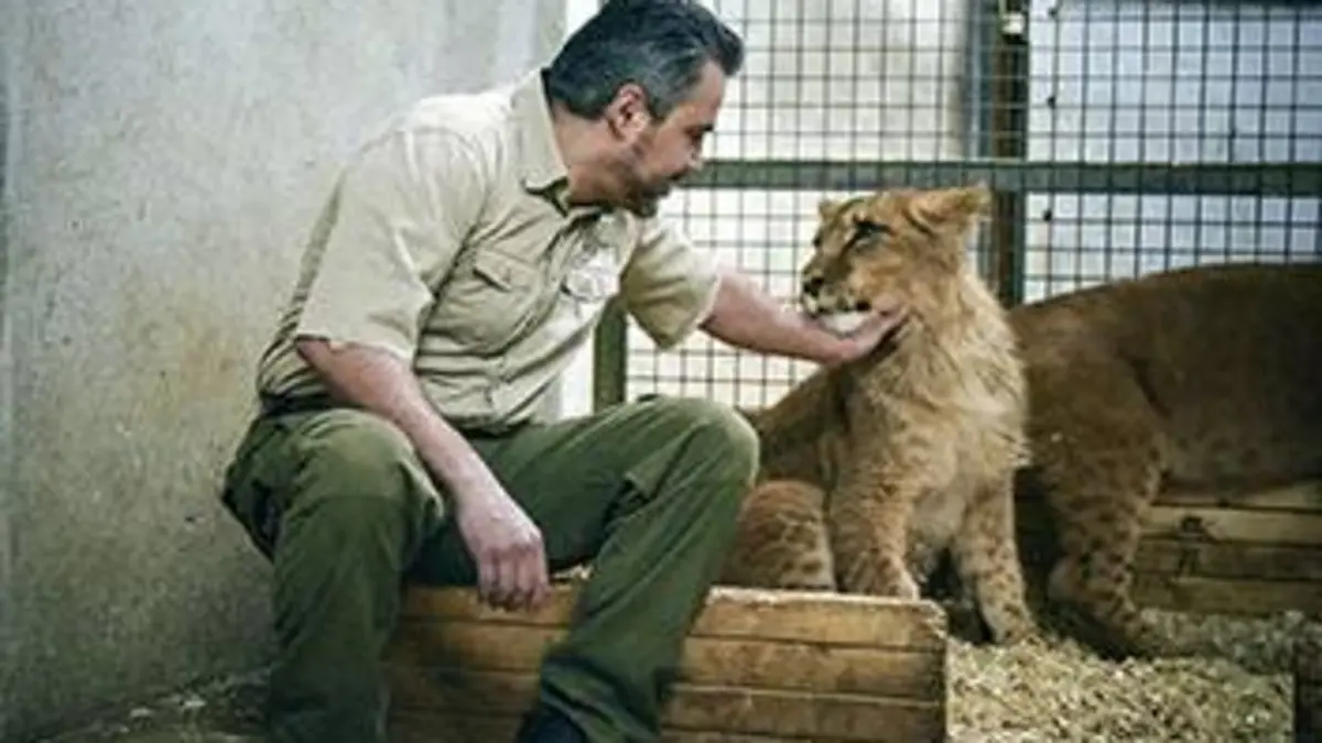Ma vie au zoo E02