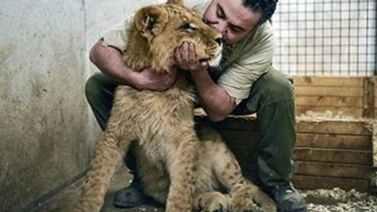 Ma vie au zoo E03