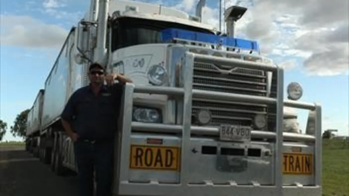 Machines de génie S02E07 Mega Truck