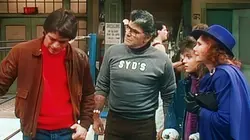 Madame est servie S03E17 Un coup nouveau venu d'ailleurs