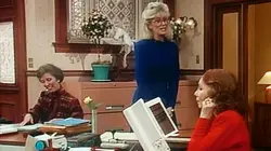 Madame est servie S03E22 La belle indifférente en streaming