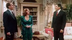 Madame est servie S03E23 Mona en streaming