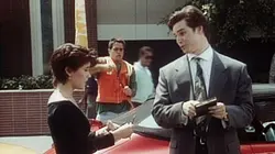 Madame est servie S08E04 Tony et la bourse en streaming