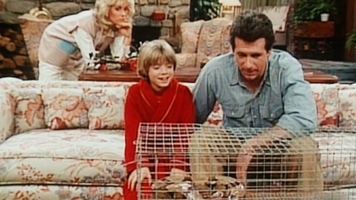 Visuel de Madame est servie S03E21 Marche pas à l'ombre