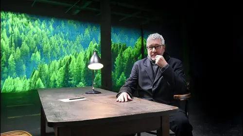 Magistral.e Philippe Starck