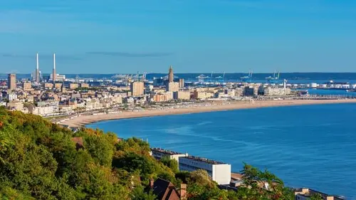 Maison à vendre S17E02 Léa / Eric et Magali