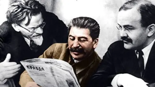 Maîtres de guerre E01 Hitler face à Staline