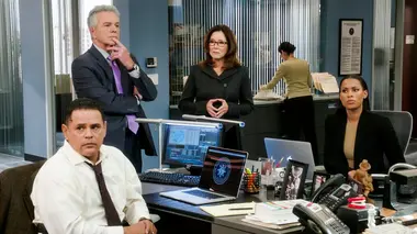Major Crimes S05E21 Onde de choc