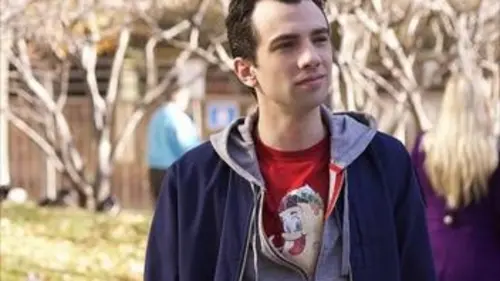 Man Seeking Woman S02E02 Feather