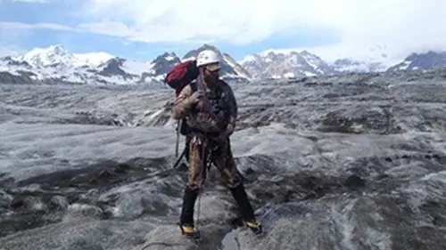 Man vs Alaska S03E11 Encore une longue route