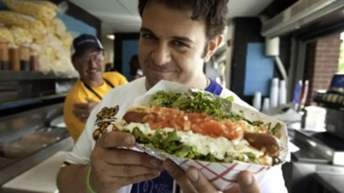 Man Vs Food S01E09 Au paradis du barbecue