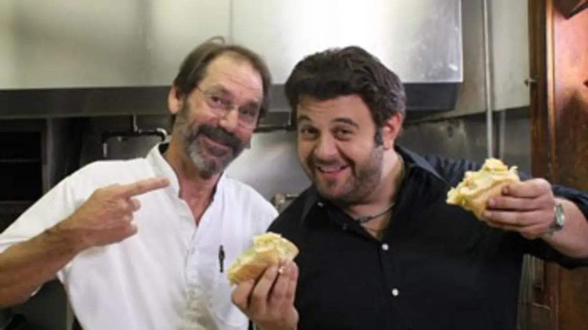 Man vs Food Nation S04E27 Jackson