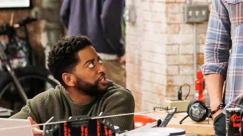 Man Vs Geek S01E16 Aaron Wolf