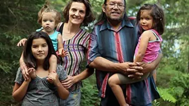 Manawan, trois Françaises au pays des Indiens Atikamekw