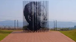 Mandela, un symbole contre l'apartheid