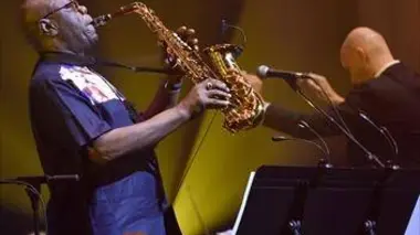Manu Dibango : Safari symphonique