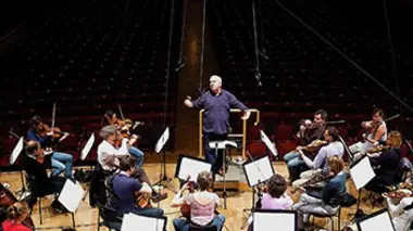 Marc Minkowski dirige la «Symphonie n° 8», de Schubert