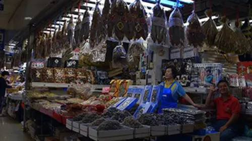 Casting Marchés sur terre Marché aux poissons (Corée du Sud)