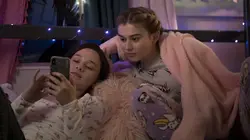 Mare of Easttown S01E01 Lady Hawk en personne