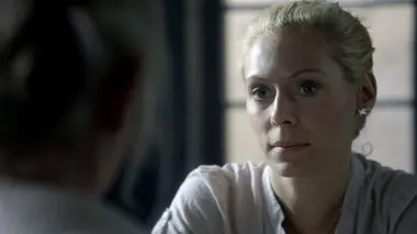 Maria Wern S02E01 Un Noël sur la toile