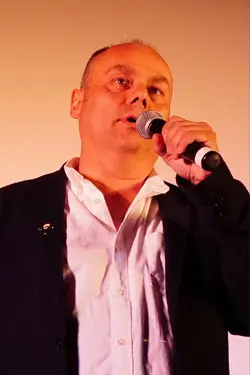 Photo de Mark Burton