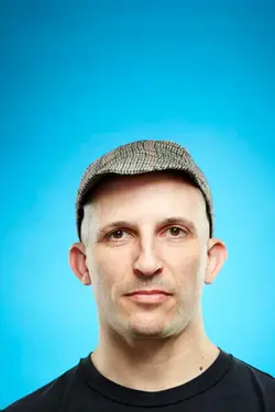 Photo Mark Elijah Rosenberg