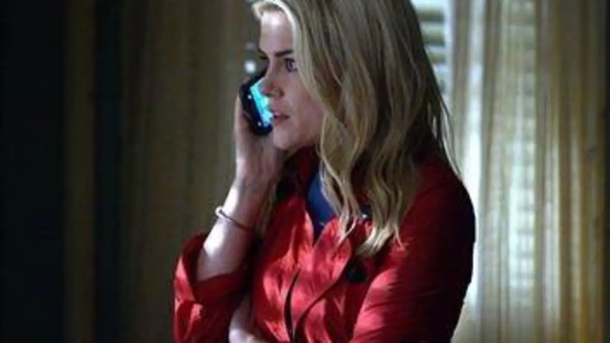 Marvel's Jessica Jones S01E10 AKA Les coups de canif