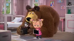 Masha et Michka S05E05 La récolte du miel