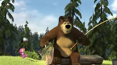 Masha et Michka S01E08 Jour de pêche