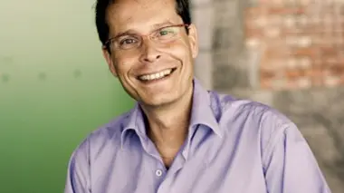 Esclaves de nos habitudes / Voyage au coeur de la cellule / QUARX Comment devenir invisible