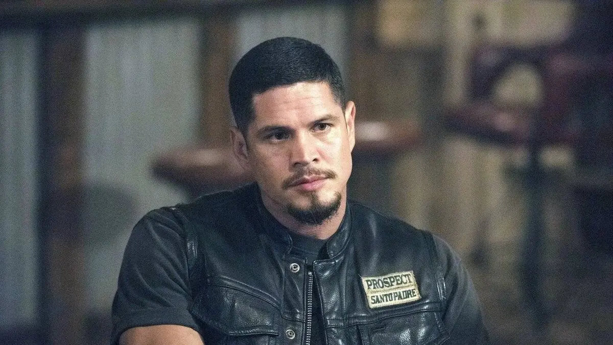 Mayans S03E04 La face cachée du gang