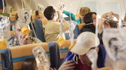 Mayday, dangers dans le ciel Plaqué au sol