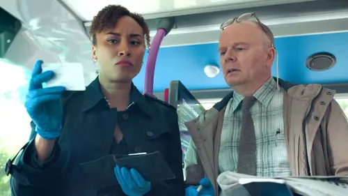 McDonald & Dodds S04E01 La règle de trois