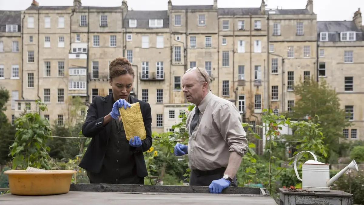 McDonald & Dodds S01E01 La chute de la maison Crockett