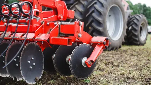 Mécaniques agricoles 20 ans d'usure, récolte en danger