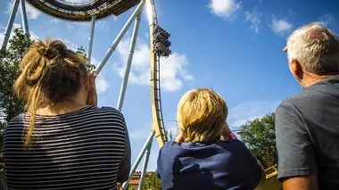 Méga montagnes russes