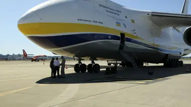 Méga Constructions S01E03 Mega avion-cargo