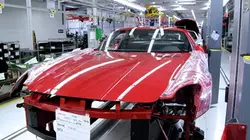 Mega Factories S04E04 Mercedes-Benz SLS AMG