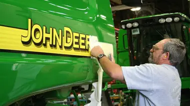 Mega Factories John Deere
