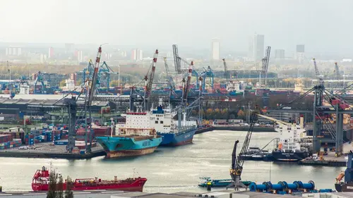 Mega Hubs S01E02 Port de Rotterdam