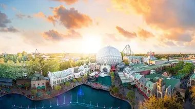 Méga loisirs : constructions XXL Europa-Park : au coeur du parc d'attraction n°1