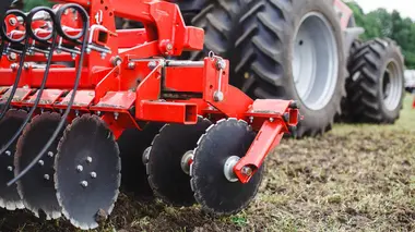Méga-machines S02E03 Elan de solidarité