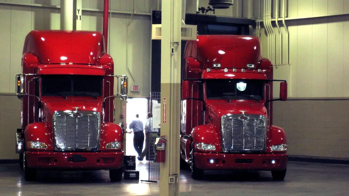 Megafactories S01E05 Les camions