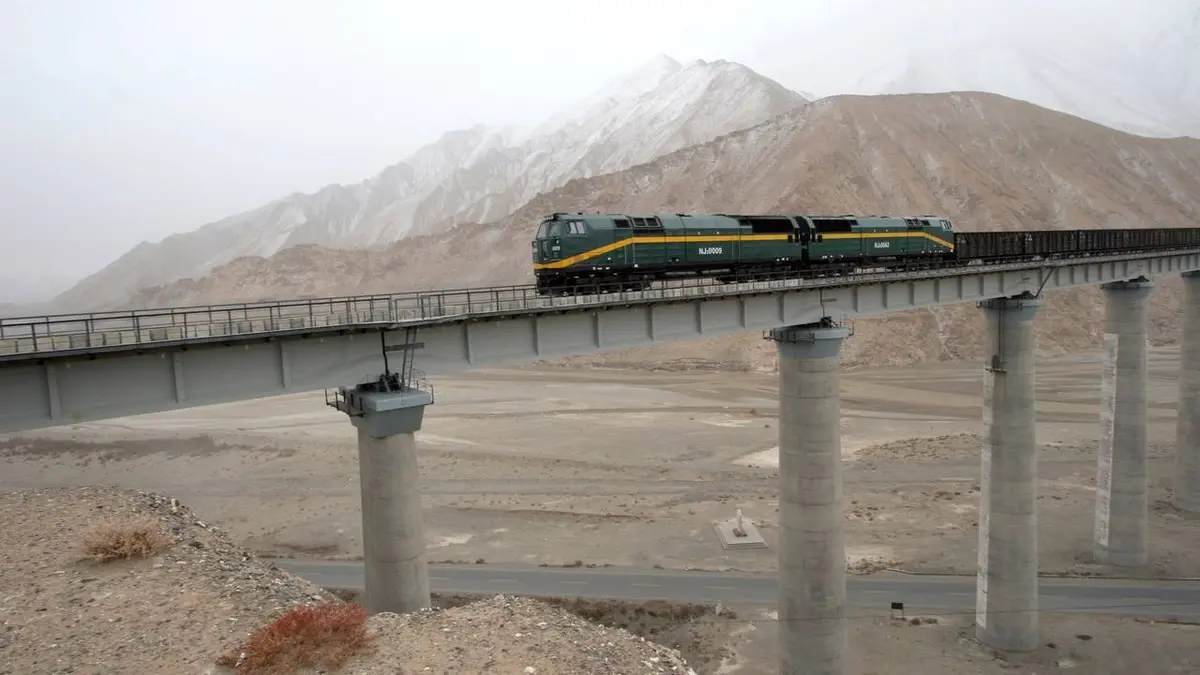 Megastructures E08 Train de l'extrême