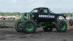 Mégatrucks : qui sera le meilleur ? Course de rivaux