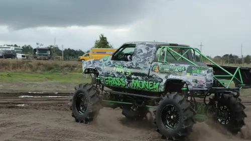 Mégatrucks : qui sera le meilleur ? David contre Goliath