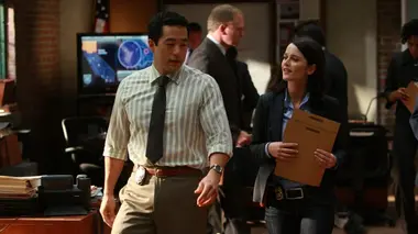 Mentalist S01E04 La veuve rouge